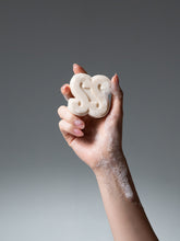 Load image into Gallery viewer, STUCK SOAP Blush Garden pH-balanced Solid Soap - 110 g
