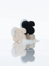 Load image into Gallery viewer, STUCK SOAP Blush Garden pH-balanced Solid Soap - 110 g
